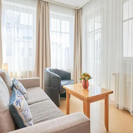 Apartment Helle Und Gemuetliche Mit Balkon Im Seepark *
